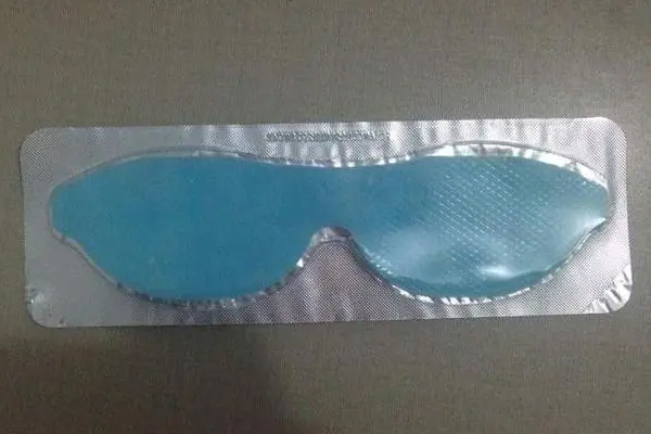 醫(yī)用敷料傷口貼切割打孔設(shè)備—無紡布激光切割機