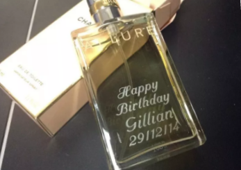 香水瓶激光雕刻機，不用香水的女人沒有未來